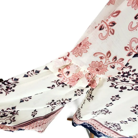 Vince Camuto Beige Cream Boho Paisley Semi Sheer Tie V-Neck Blouse SZ M - Picture 8 of 15